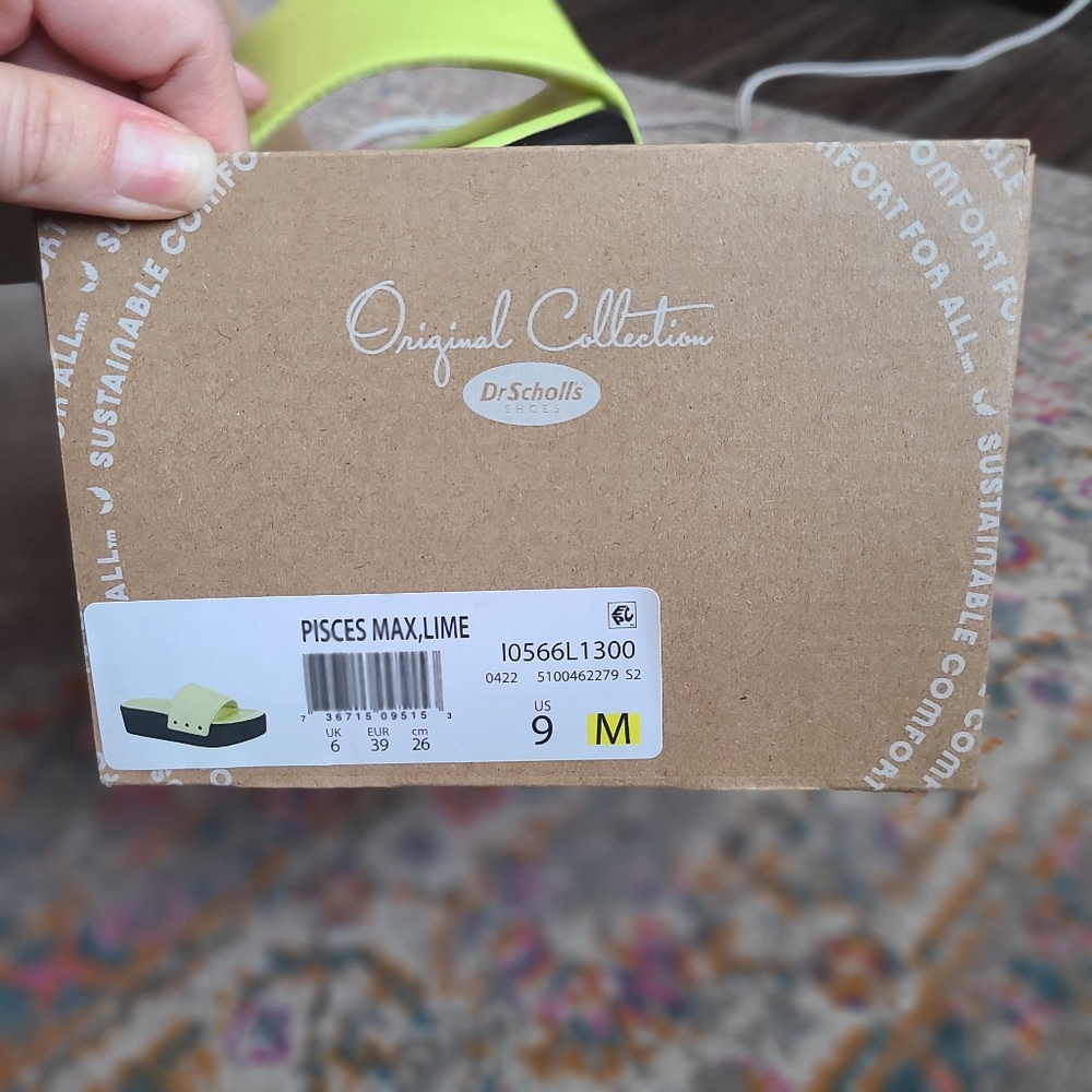 Dr. Scholl's lime green slides - Picture 6 of 6
